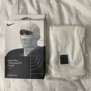 Nike Pro Therma-FIT Hood - White